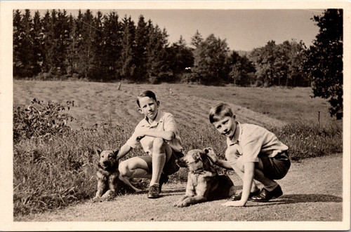 Postcard young boys - young, with